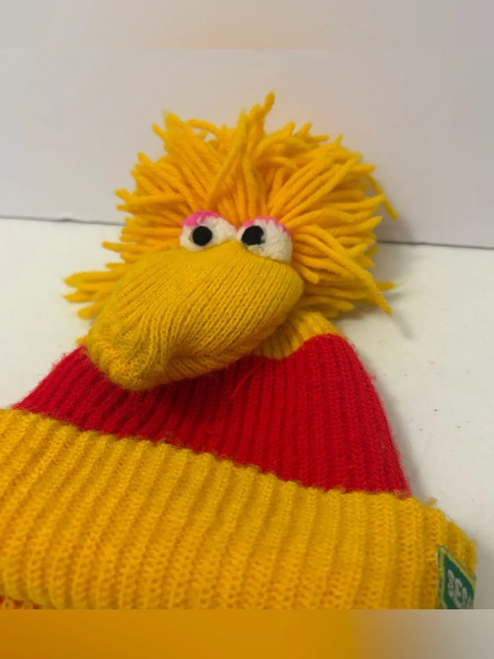 VTG Sesame Street Big Bird Kids Size Beanie Cap Muppet Winter Knit Hat
